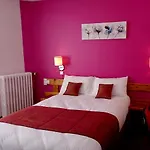 Le 120 - Groupe Logis - Ex La Terrasse Hotel La Châtaigneraie