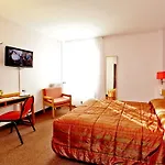 Le 120 - Groupe Logis - Ex La Terrasse 3* La Châtaigneraie