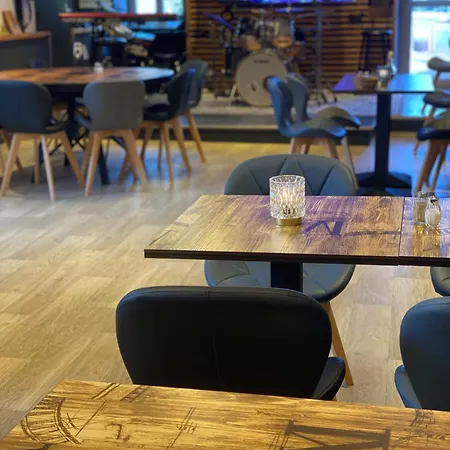 Hotel Le 120 - Groupe Logis - Ex La Terrasse La Châtaigneraie