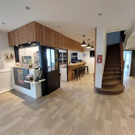 Le 120 - Groupe Logis - Ex La Terrasse Hotel