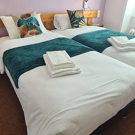 Le 120 - Groupe Logis - Ex La Terrasse Hotel La Châtaigneraie