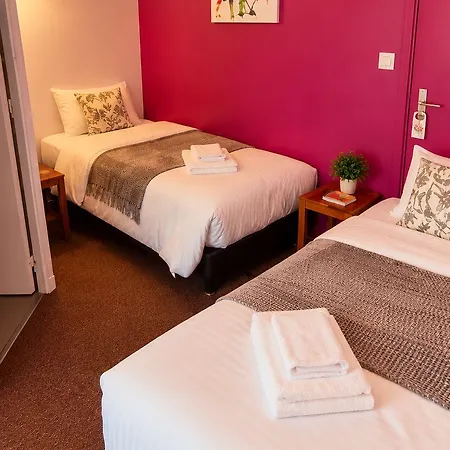 Le 120 Hotel 3*